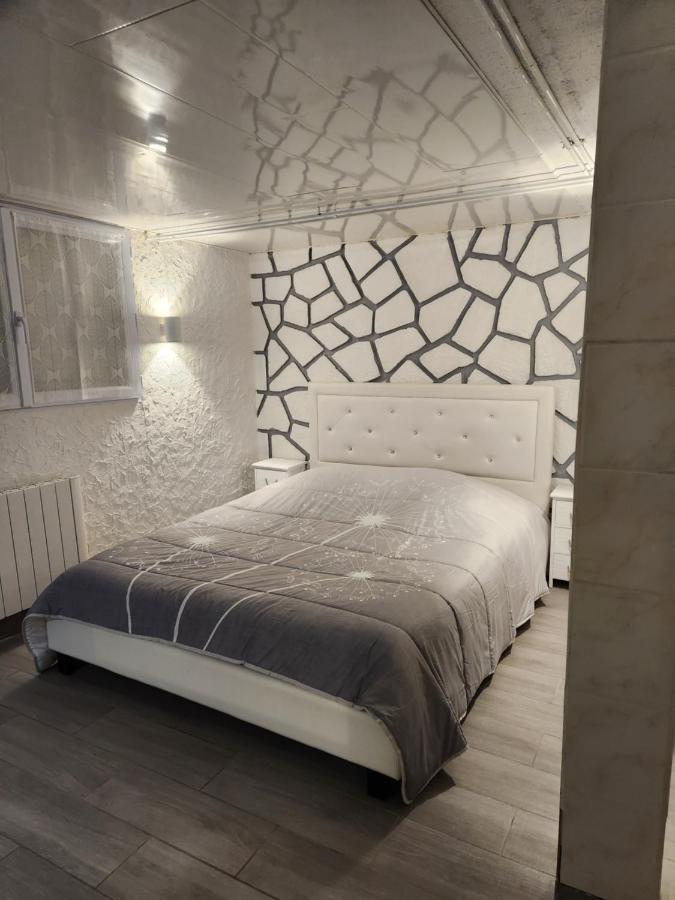 Studio, Pas De Collocation Possible Warmeriville Екстер'єр фото